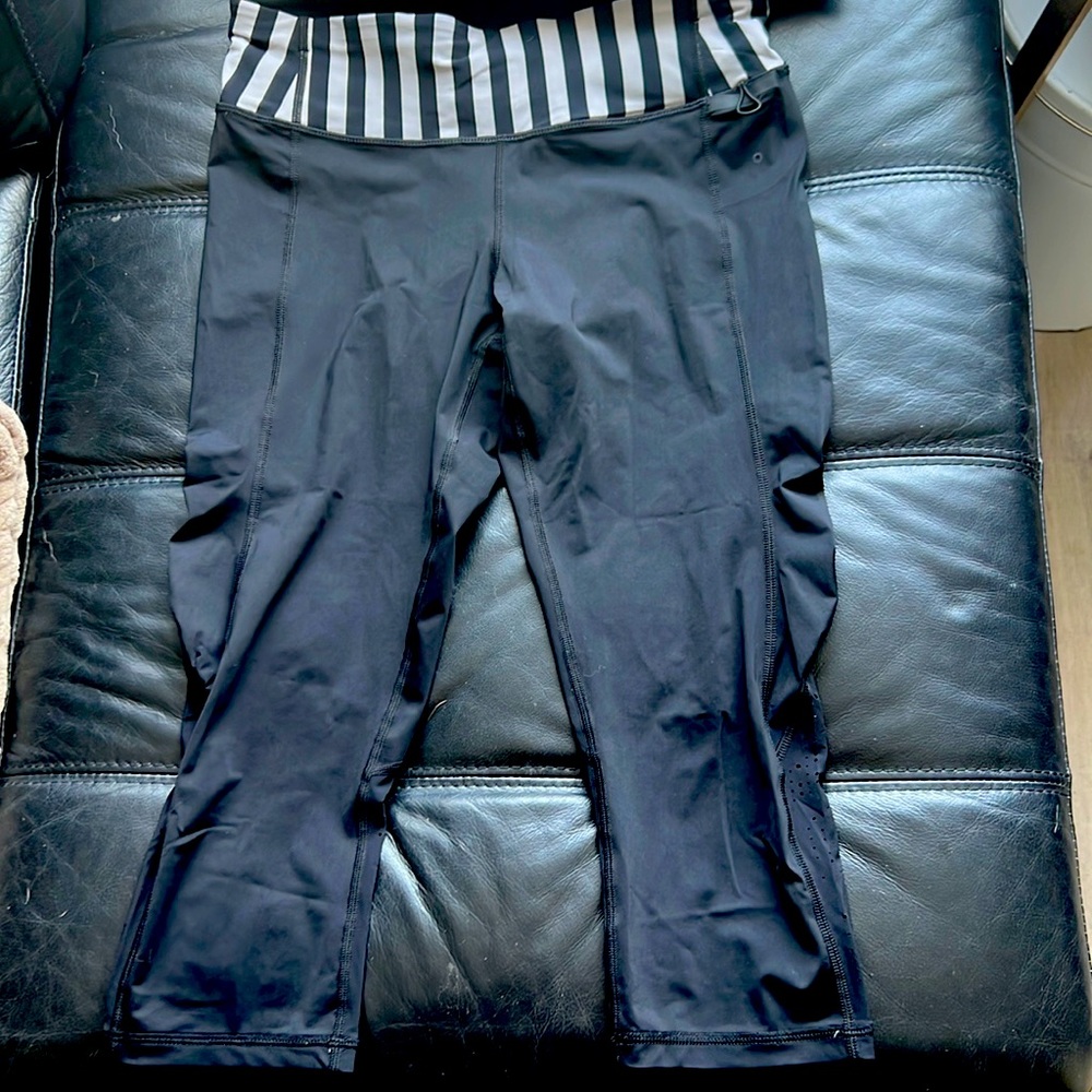 (2 for $40) Lululemon Leggings (Capri Style)